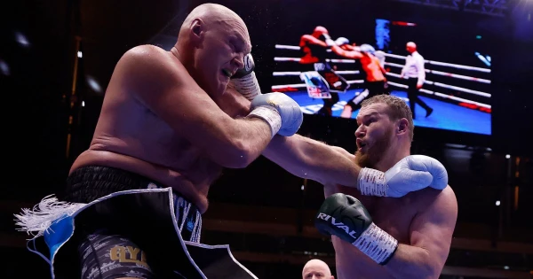Fury Dominates Makhmudov in Commanding Heavyweight Return