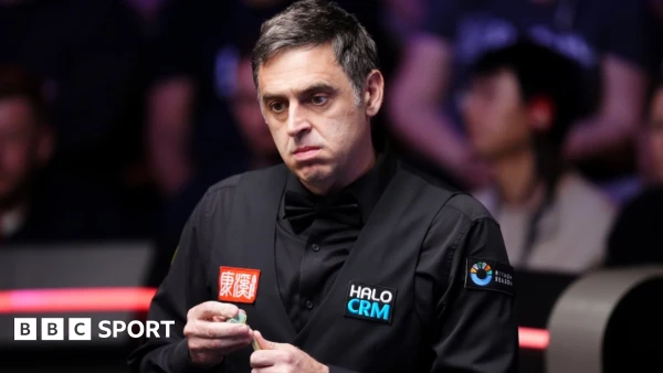 Robertson Demands Ban on O'Sullivan's 'Messy' Chalk After Crushing Defeat