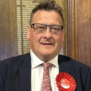 "Final Straw": Outspoken Labour MP Karl Turner Stripped of Whip Over Controversial Comments