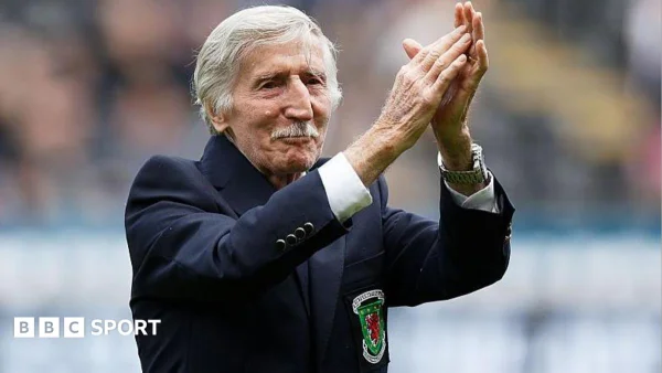 Wales and Spurs Legend Cliff Jones, 91, Receives MBE in King's Honours