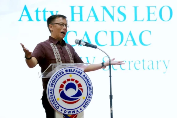 Over 1,300 Filipino Seafarers Safely Cross Strait of Hormuz, Says DMW