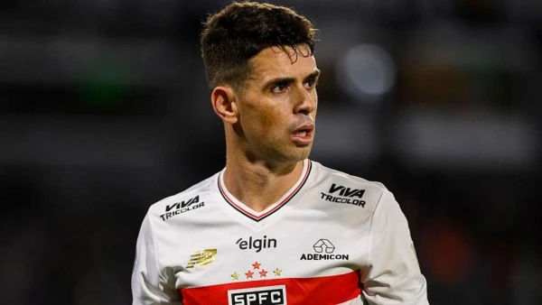Brazilian Star Oscar Forced into Early Retirement After Heart Condition Diagnosis