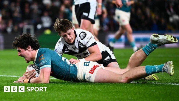 St Helens Storm to Super League Summit with Dramatic Comeback Victory