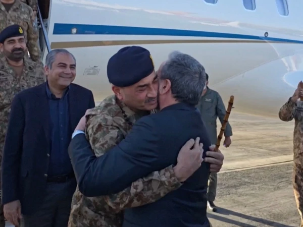 Pakistan's Top General Shuttles to Tehran in Diplomatic Push to Revive US-Iran Dialogue