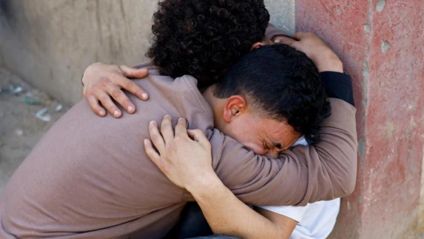 Gaza Clashes and Airstrikes Leave Ten Dead Amid Ceasefire Tensions