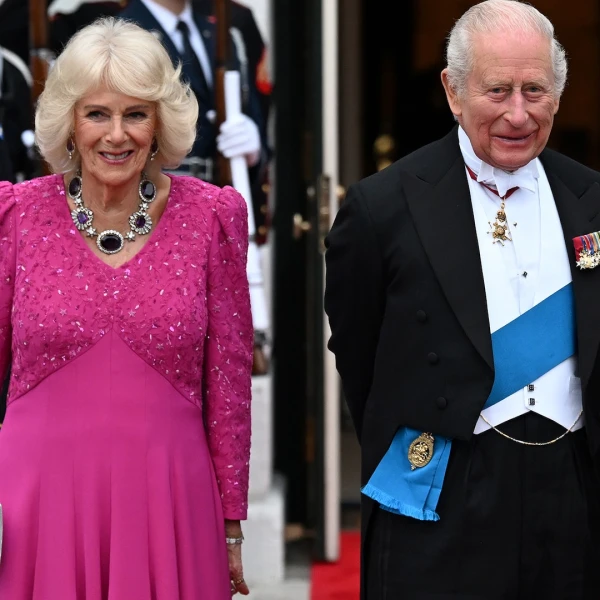 Royal Radiance: King Charles and Queen Camilla Shine at White House State Dinner with Trump Family