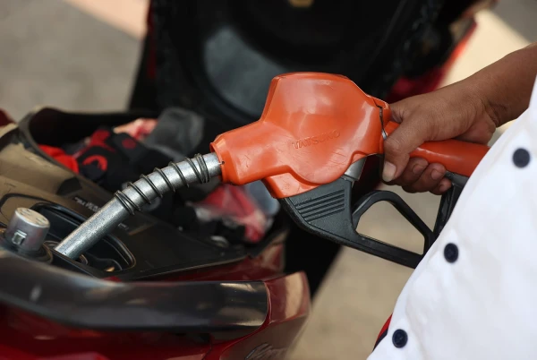 Metro Manila Drivers Gain Immediate Relief with P10-Per-Liter Fuel Subsidy at 46 Stations