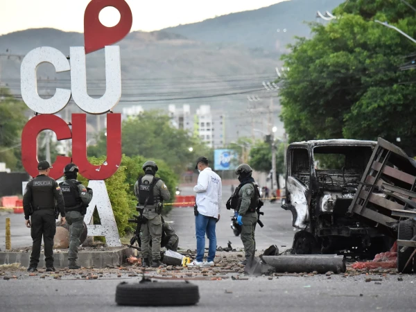 Car Bombing Rocks Colombian Border City as Hardline President-Elect Prepares to Take Power