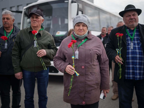 Chornobyl’s ‘Liquidators’ Revisit the Scene 40 Years After Nuclear Meltdown