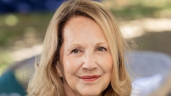 French Screen Legend Nathalie Baye, Acclaimed Actress and 'Downton Abbey' Star, Dies at 77