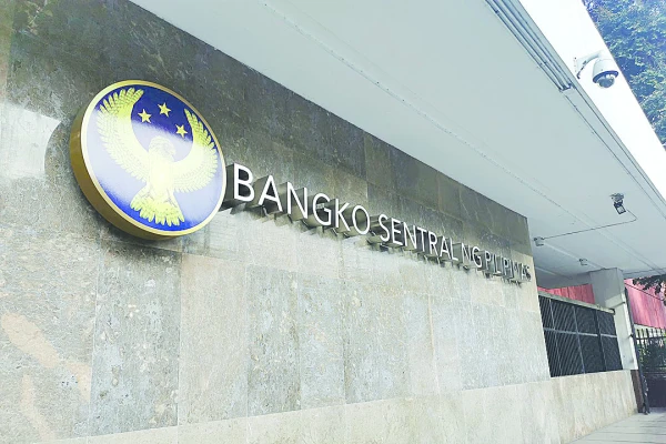 Philippines Braces for Rate Hike as Inflation Accelerates