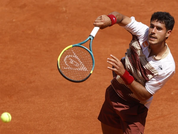 Paraguayan Tennis Player Fined for Sexist Comments Targeting Female Umpire at French Open