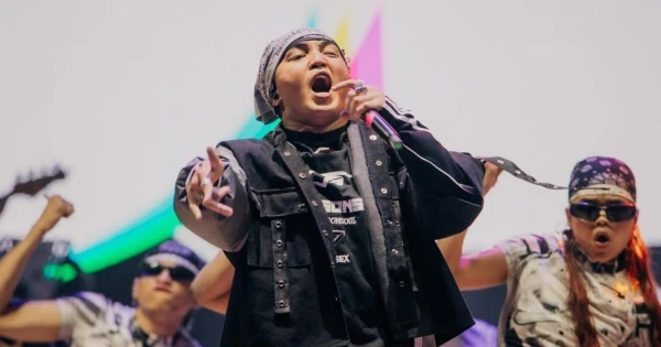 Stars on the Floor Member Buys Car Thanks to 'Gento' Dance Craze