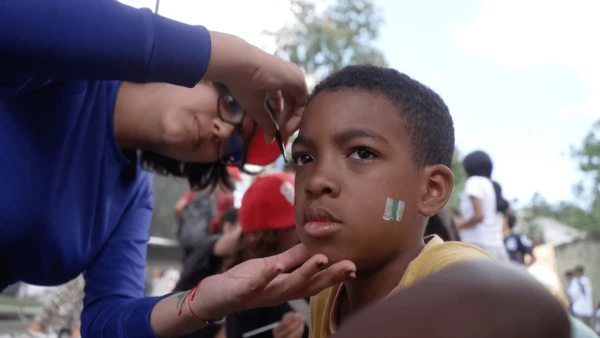 Caracas park helps children cope through activities after twin quakes