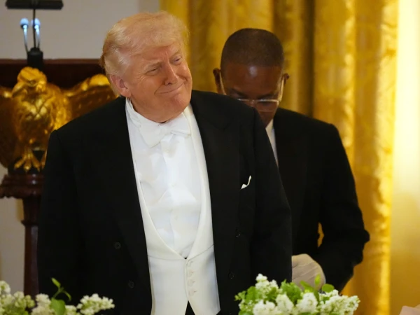 Trump Abandons Diplomatic Tone, Threatens Iran Over Stalled Negotiations