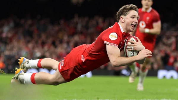 Dan Edwards: Embracing the Pressure with a Smile at Wales' Number 10