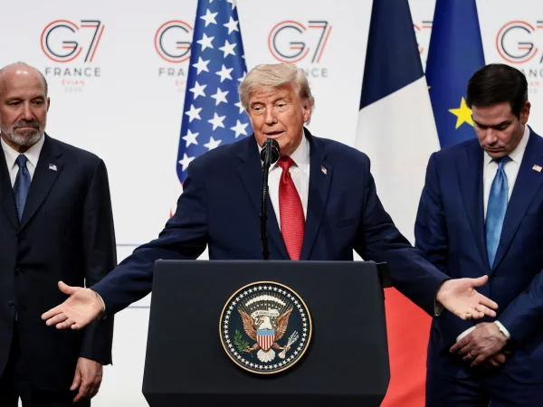 Trump Plans to Sign US-Iran Peace Deal to Reopen Strait of Hormuz