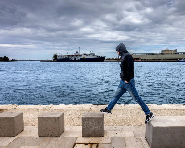 Escaping the UK: A Desperate Journey in a Lorry