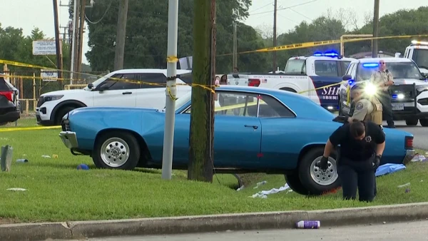 Louisiana Driver Charged After Plowing Into Crowd, Injuring 15 During New Year Festivities