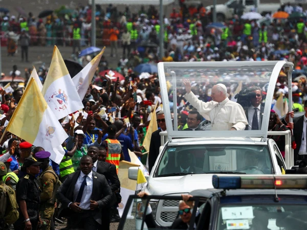 Pope Leo Makes Historic Visit to Angola Amid Global Tensions