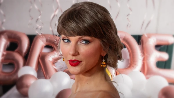 Swift's Rhode Island Getaway: Bachelorette Party, Not Wedding