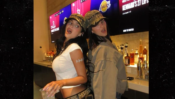 Jenner Sisters Steal the Spotlight at Coachella 2026 with Sibling Selfie