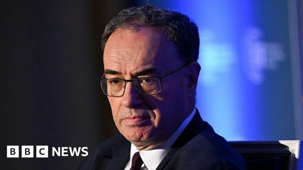 Bank of England Governor Urges Patience on Rate Decisions Amid Global Energy Crisis