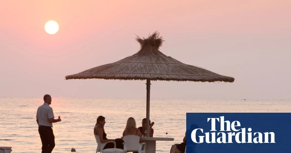 Guardian Travel Launches Beach Bar Hunt with £200 Coolstays Prize