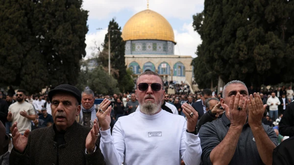 Al-Aqsa Mosque Reopens After 40 Days, Welcomes Thousands for Historic Friday Prayers