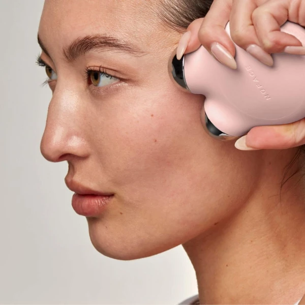 The Met Gala Facial Celebrities Swear By: Lift, Sculpt & Slap at Home
