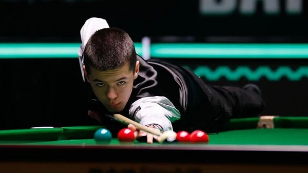 Polish Prodigy, 15, Smashes Snooker's World Championship Age Record