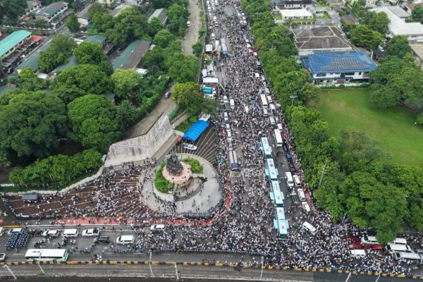MMDA says EDSA rally blocked busway, had no permit