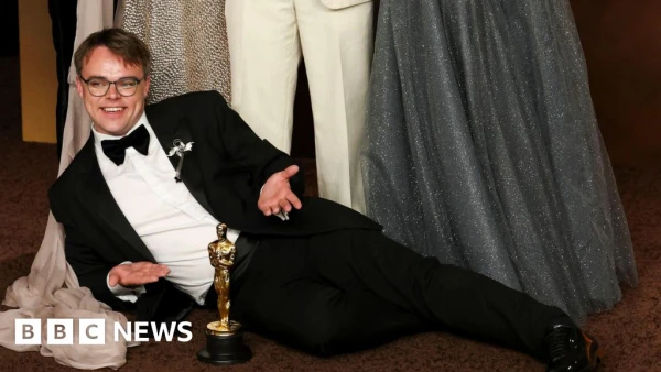 Lost Oscar Statuette Recovered After Airport Security Incident
