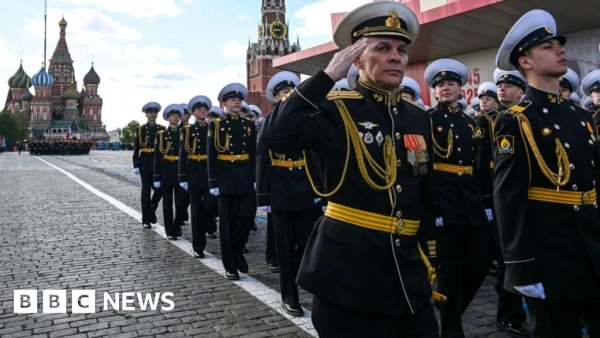 Kremlin Downsizes Moscow Victory Day Parade, Citing Ukrainian Threats