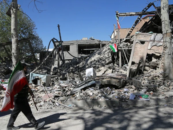 Iran Issues Stark Warning as Trump Threatens Infrastructure Destruction