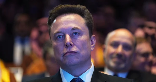 Musk Set to Become World's First Trillionaire with SpaceX IPO