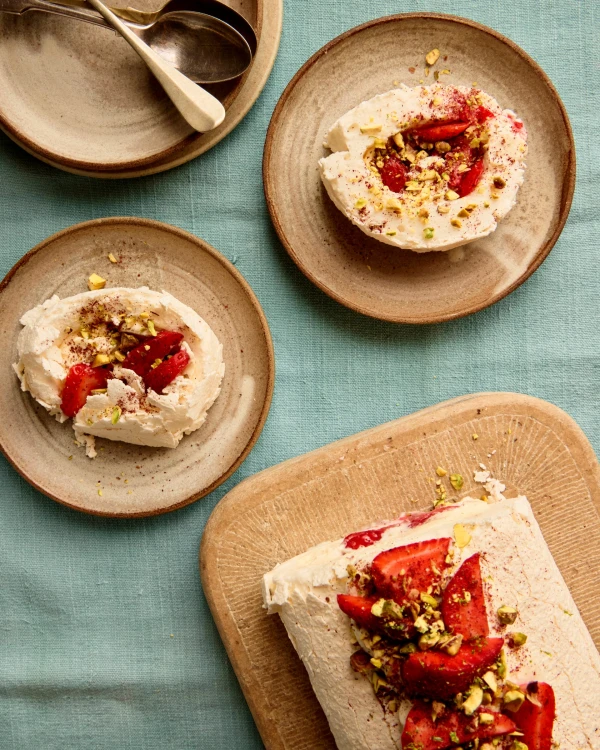Helen Goh’s recipe for rolled pavlova with strawberries and sumac | The sweet spot