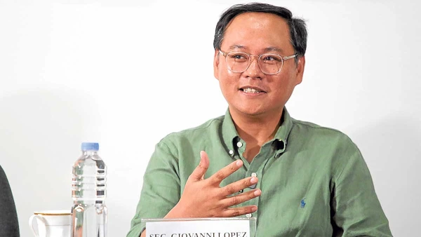 Digital Giants Vie for Philippines' Unified Transit Payment System