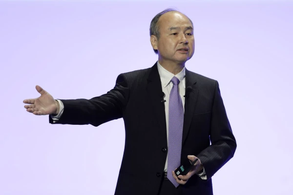 SoftBank Forms Robotics Firm for Data Center Construction, Plans $100B IPO