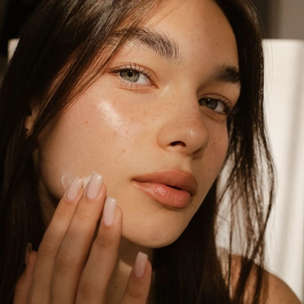 Dermatologist Decodes the Sunscreen Debate: Mineral vs. Chemical Formulas