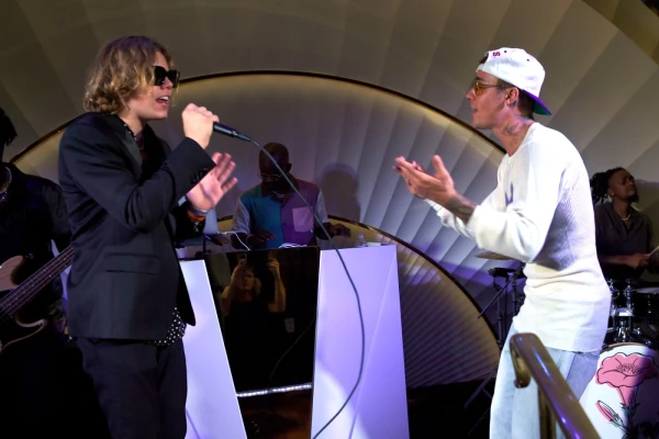 Bieber's Coachella Spectacle: Kid Laroi and Dijon Join Pop Star in Surprise 2026 Performance
