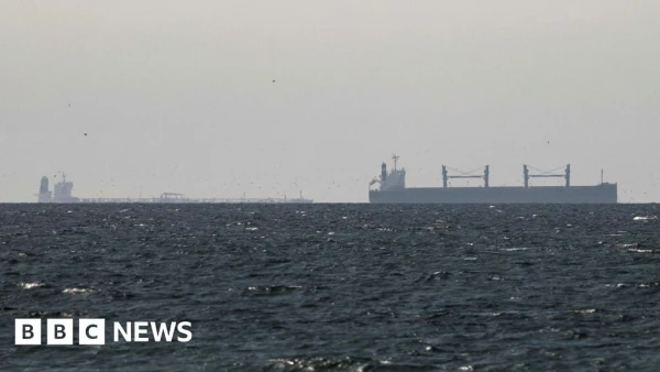 Iran Recloses Strait of Hormuz Amid Fresh Attacks on Commercial Shipping