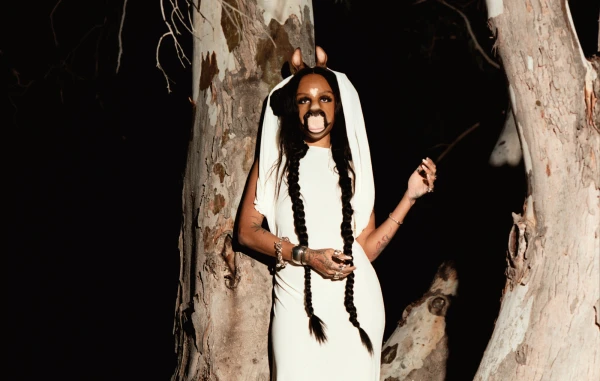 Horsegiirl Unveils Debut Album 'Nature Is Healing' with Hypnotic New Single 'Earth Is Turning'