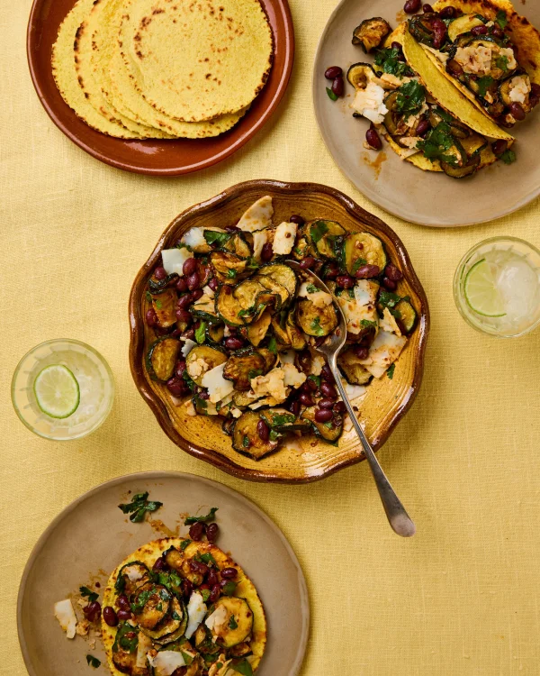 Irresistible Fried Courgette Tacos with Black Beans and Goat's Cheese