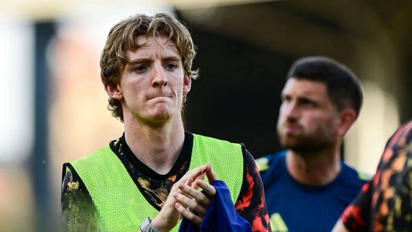 Barcelona Joins Transfer Race for Newcastle's Anthony Gordon