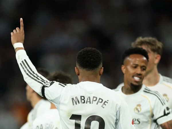 Real Madrid Aim to Halve Barcelona's Lead Ahead of El Clasico