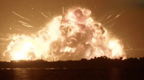Blue Origin Rocket Destroys Itself in Fiery Launch Pad Test