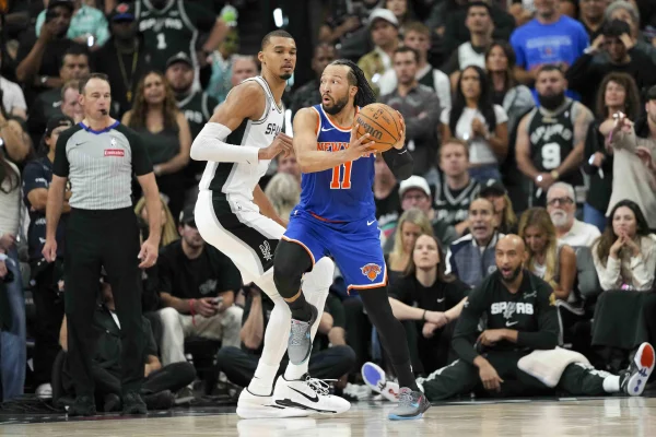Knicks Edge Spurs in Game 2, Take 2-0 Series Lead