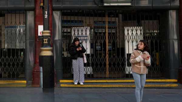 London Tube Drivers Launch 24-Hour Strike After Talks Collapse