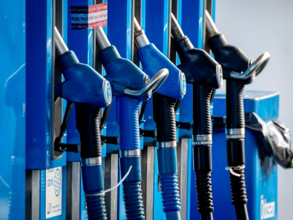 UAE Exits OPEC, Signaling Stronger Ties with US and Potential Oil Price Shifts